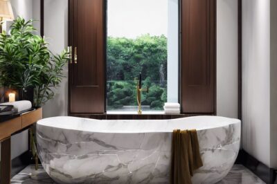 Refinishing vs Remodeling Marble Bathtubs: Which is Better?